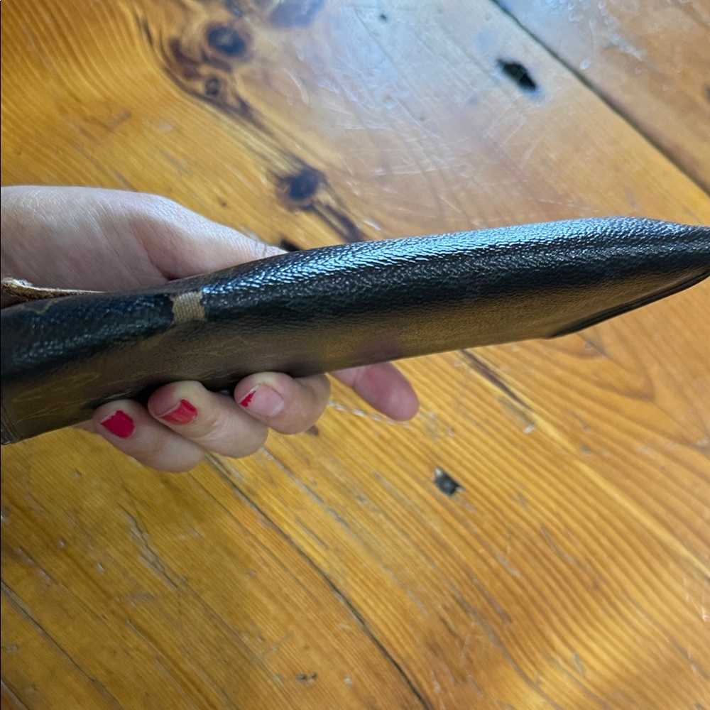 Louis Vuitton Black and Gold Monogram Wallet - Picture 12 of 14